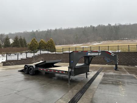 New Diamond C 24' Gooseneck Hydraulic Dampening Tilt (HDT 210)