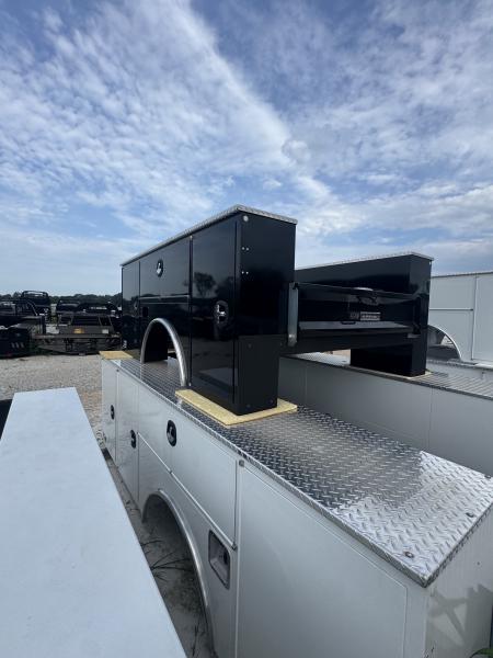 New 2026 CM Truck Beds SERVICE BODY CMG FITS BED FITS 60 C/A CAB N CHASSIS DUEL REAR WHEEL Truck Bed