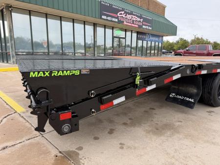 New #391646 2027 LOAD TRAIL GP 36 X 102 DUAL TANDEM LOW-PRO 30K GOOSENECK W/ UNDER FRAME BRIDGE & PIPE BRIDGE