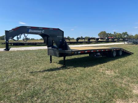 New 2027 Diamond C 102x32 Tandem 25K GN Hydrotail w/ Hydarulic Jacks, Aluminum Wheels, & Fully Cleated Tail