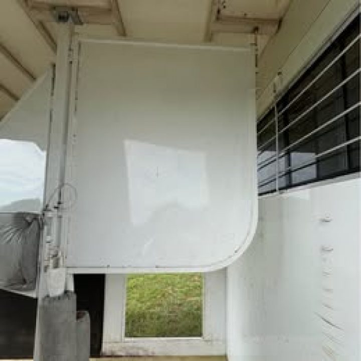 Used 2007 Trail-ET WestWind Eventor Horse Trailer
