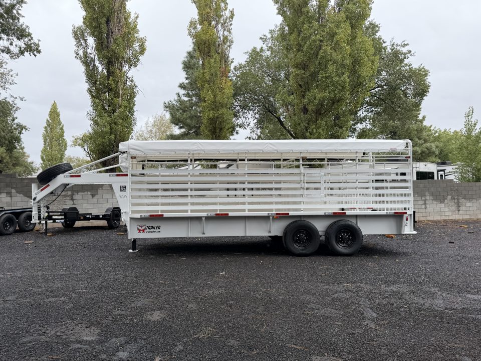 New 2027 W-W Trailer 6.8X20 Roustabout Stock / Stock Combo Trailer
