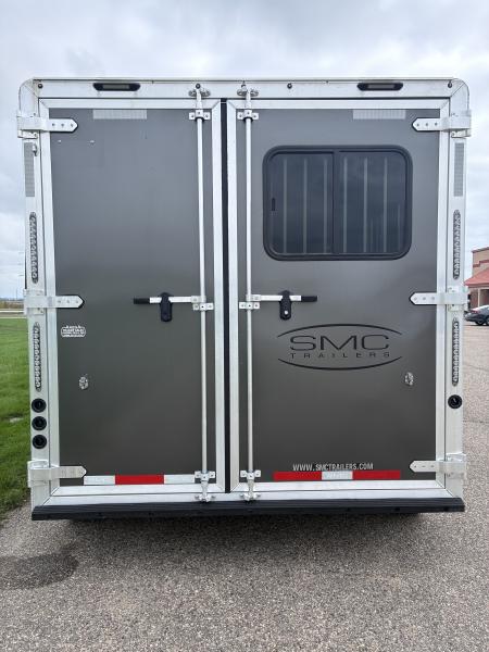 Used 2022 SMC 2H 9'LQ Horse Trailer