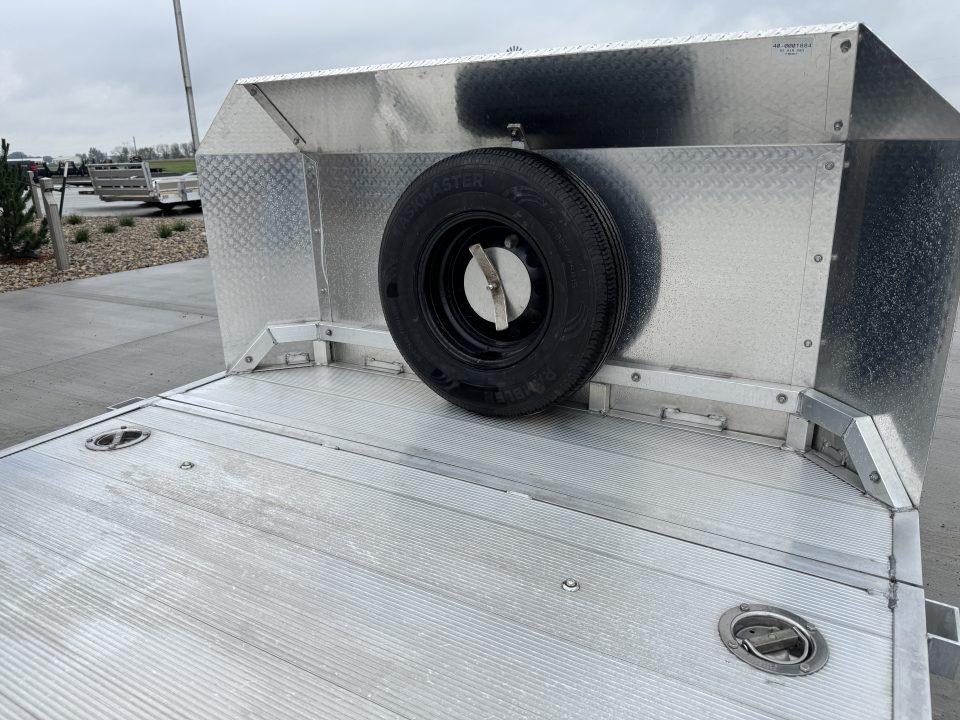 Consignment 2023 Aluma 8220H LP TILT Tilt Trailer