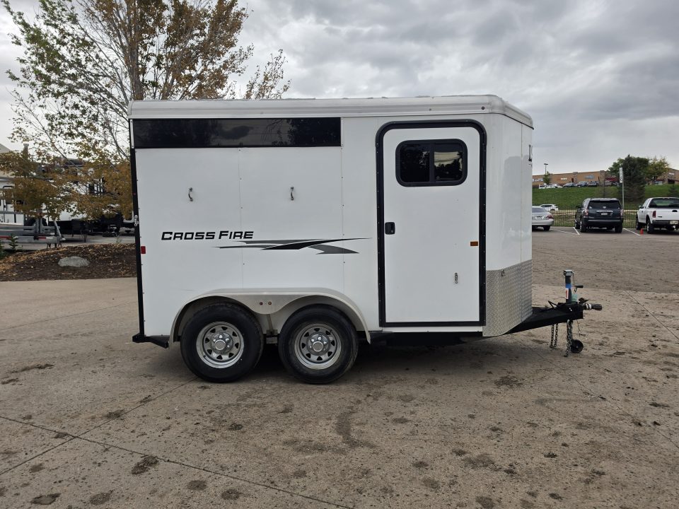 New 2017 LOGN Crossfire 2 BP Horse Trailer