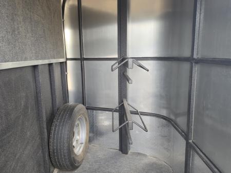 New 2017 LOGN Crossfire 2 BP Horse Trailer