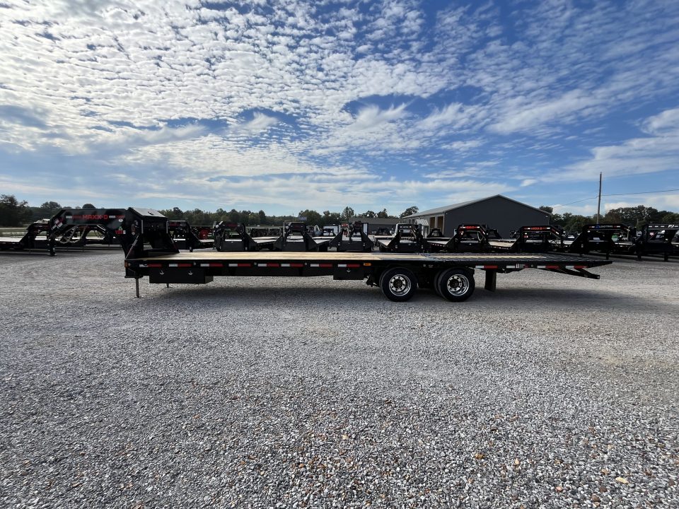 New 2027 MAXXD Hydraulic Dovetail Gooseneck Trailer | 34' x 102' 30K GVWR