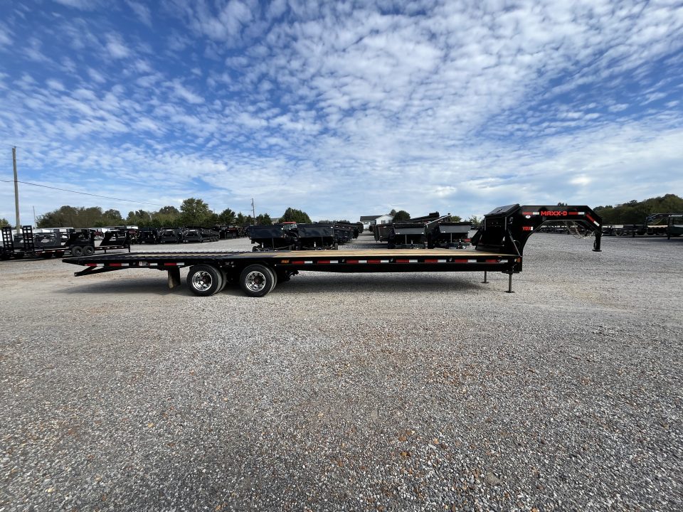 New 2027 MAXXD Hydraulic Dovetail Gooseneck Trailer | 34' x 102' 30K GVWR