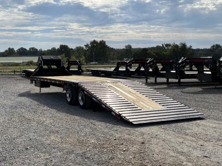New 2027 MAXXD Hydraulic Dovetail Gooseneck Trailer | 34' x 102' 30K GVWR