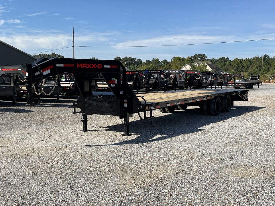 New 2027 MAXX-D 102"X30' 25K Gooseneck Flatbed Trailer