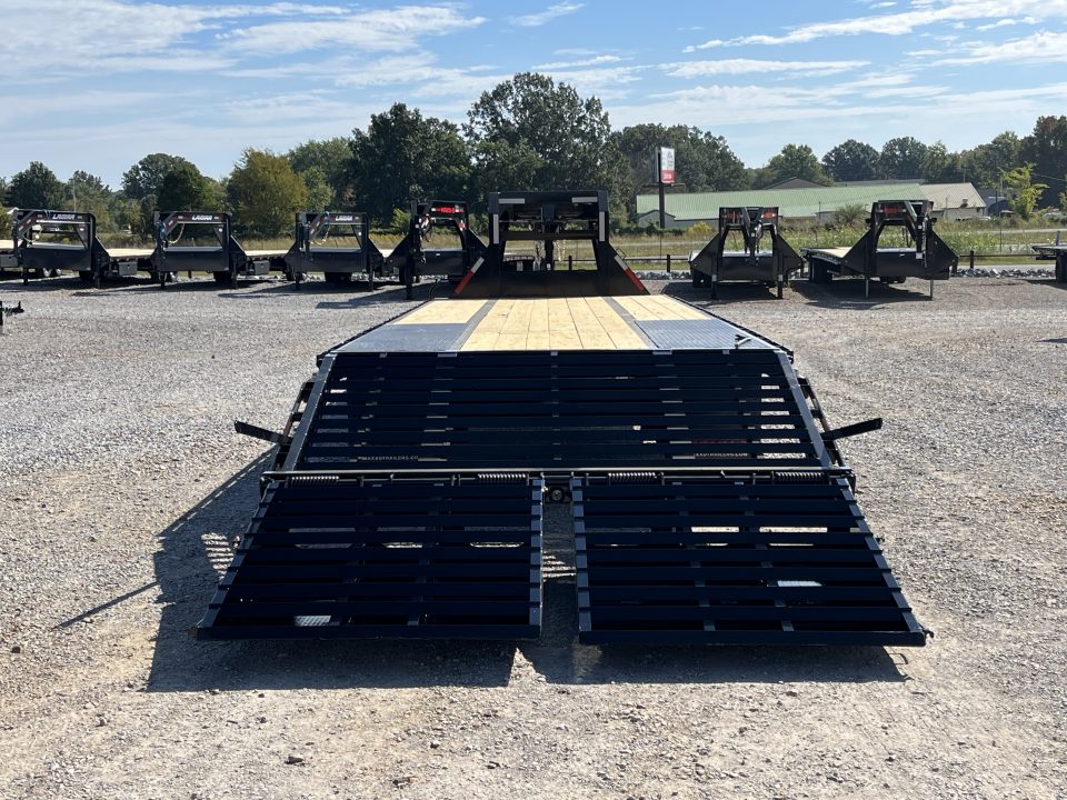 New 2027 MAXX-D 102"X30' 25K Gooseneck Flatbed Trailer