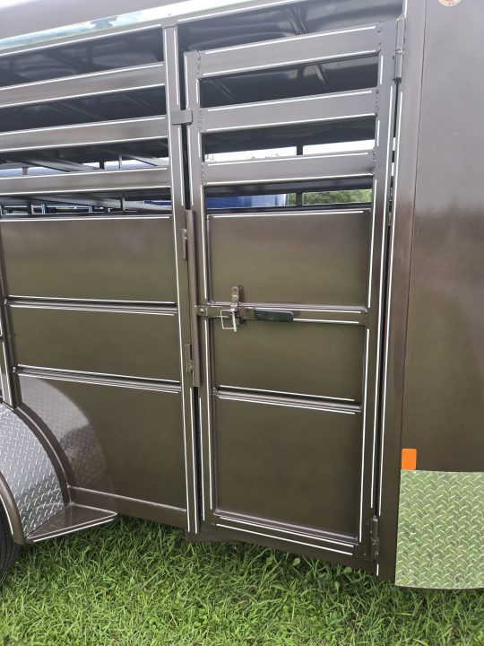 New 2027 Delta Mfg 500ES Stock / Stock Combo Trailer