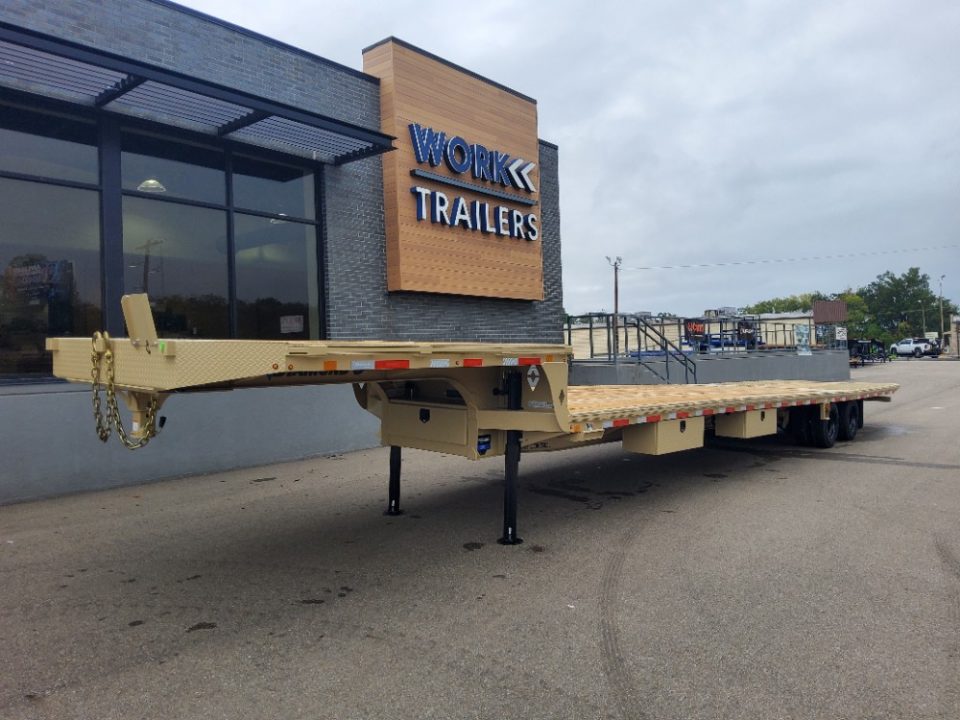 New 2027 Diamond C Trailers SDX216HDT 2.0 Step Deck