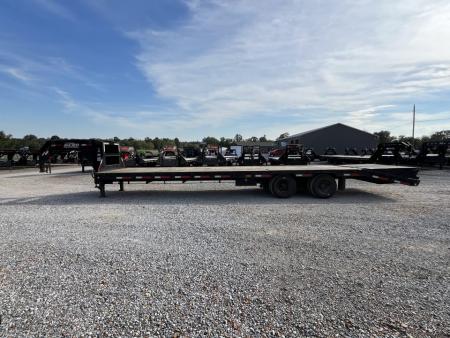 Used 2019 MAXXD 102"X32' 40K Gooseneck Flatbed Trailer