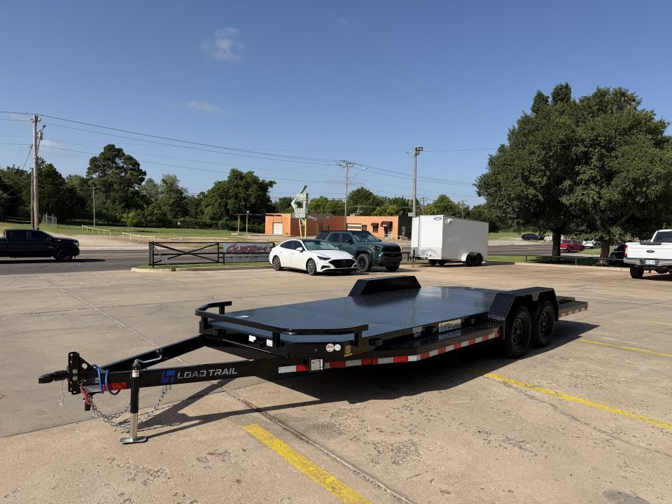 New #013713 2027 LOAD TRAIL CZ 20 X 83 TANDEM AXLE 7K STEEL FLOOR CAR HAULER
