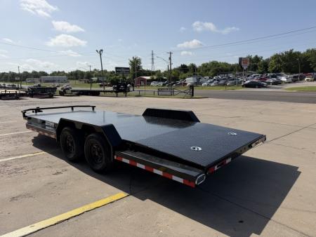 New #013713 2027 LOAD TRAIL CZ 20 X 83 TANDEM AXLE 7K STEEL FLOOR CAR HAULER