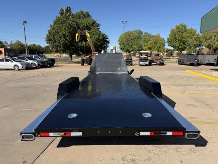 New #013717 2027 LOAD TRAIL CZ 22 X 83 TANDEM AXLE 10K STEEL FLOOR CAR HAULER W/ ALUMINUM TRIM PACKAGE