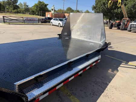 New #013717 2027 LOAD TRAIL CZ 22 X 83 TANDEM AXLE 10K STEEL FLOOR CAR HAULER W/ ALUMINUM TRIM PACKAGE