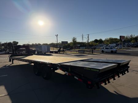 New #396146 2027 LOAD TRAIL GP 32 X 102 TANDEM AXLE LOW-PRO 14K GOOSENECK TRAILER W/ MAX RAMPS
