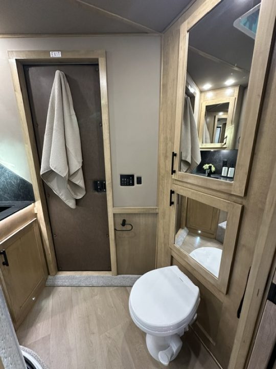 New 2027 Featherlite 15' Living Quarter 4 Horse