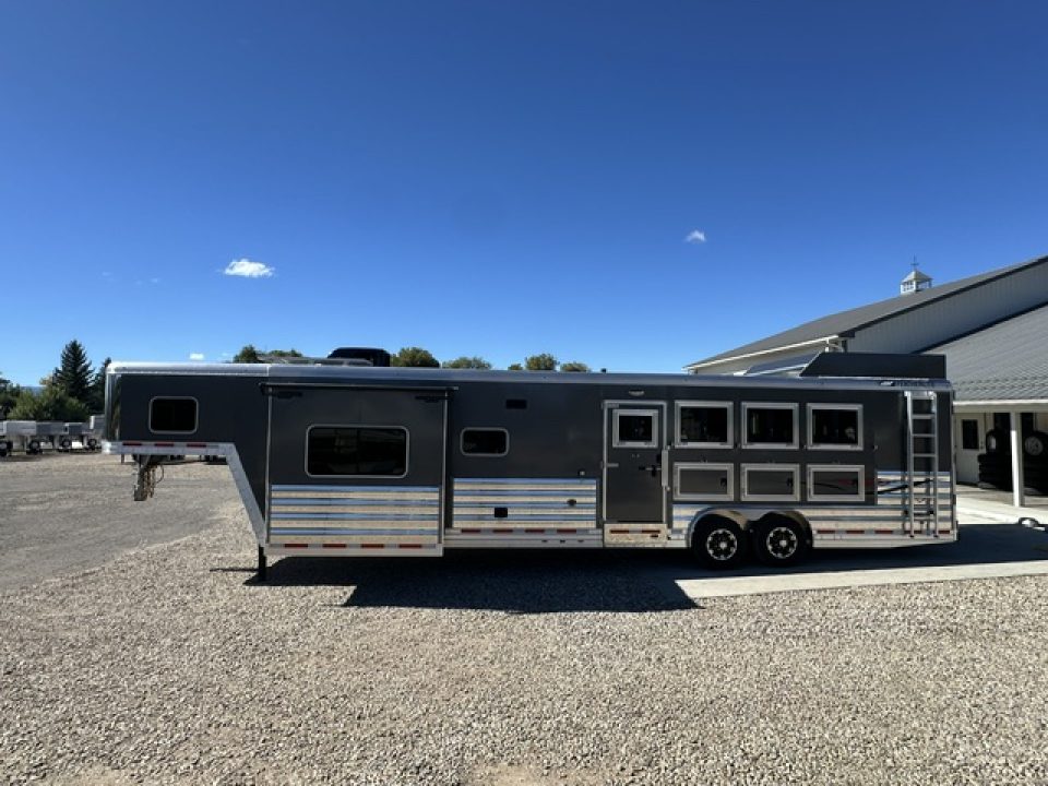 New 2027 Featherlite 15' Living Quarter 4 Horse