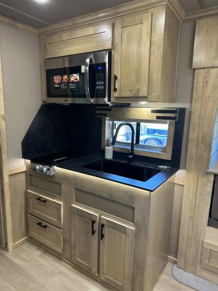 New 2027 Featherlite 15' Living Quarter 4 Horse