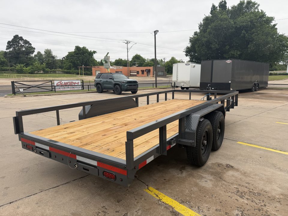 New #159449 2027 LAMAR U5 18 X 83 TANDEM AXLE SQUARE TUBE TOP 10K UTILITY W/ SLIDE IN RAMPS