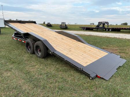 New 2027 MAXX-D 102x24 Tandem 17.5K Tilt Trailer W/ Hydro Jack & Wireless Remote