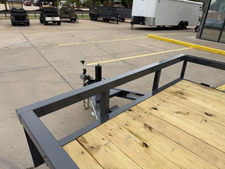 New #160377 2027 LAMAR U5 20 X 83 TANDEM AXLE SQUARE TUBE TOP 10K UTILITY W/ 2' DOVE & SLIDE IN RAMPS