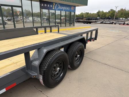 New #160377 2027 LAMAR U5 20 X 83 TANDEM AXLE SQUARE TUBE TOP 10K UTILITY W/ 2' DOVE & SLIDE IN RAMPS