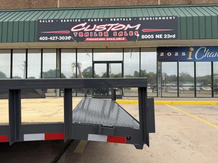 New #160377 2027 LAMAR U5 20 X 83 TANDEM AXLE SQUARE TUBE TOP 10K UTILITY W/ 2' DOVE & SLIDE IN RAMPS