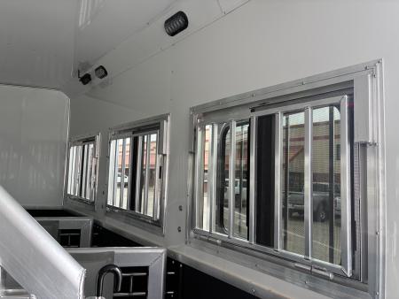 Used 2026 SMC Laramie 4H 17'LQ Horse Trailer