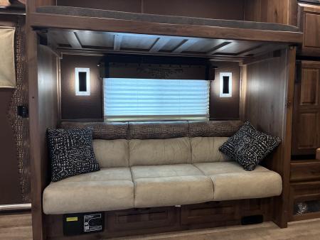 Used 2026 SMC Laramie 4H 17'LQ Horse Trailer