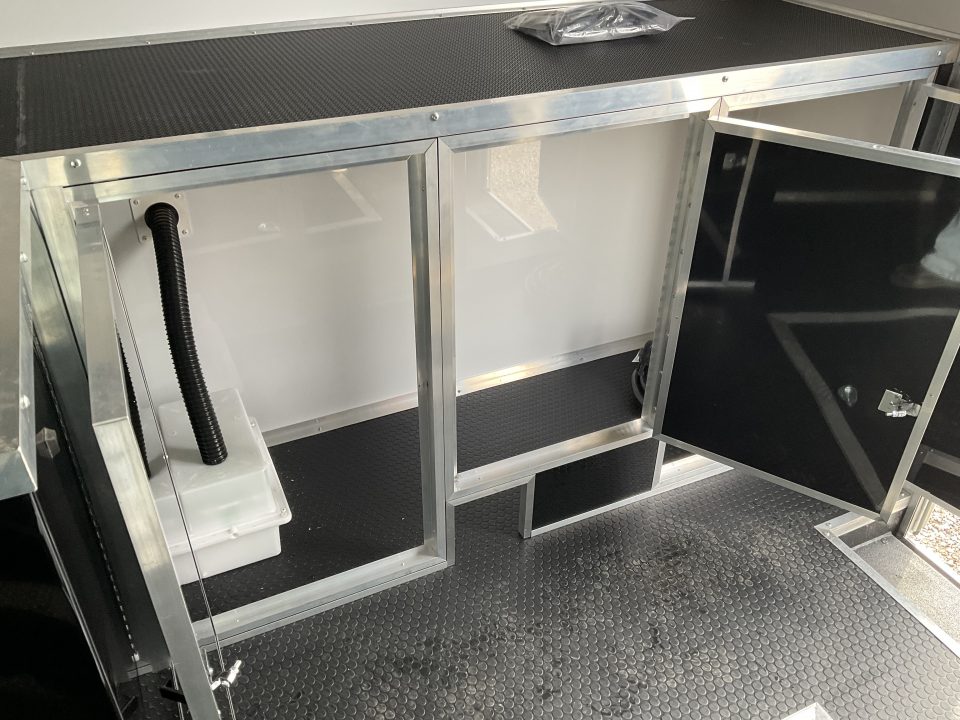 New 2027 Haulmark EGP8532R Car / Racing Trailer