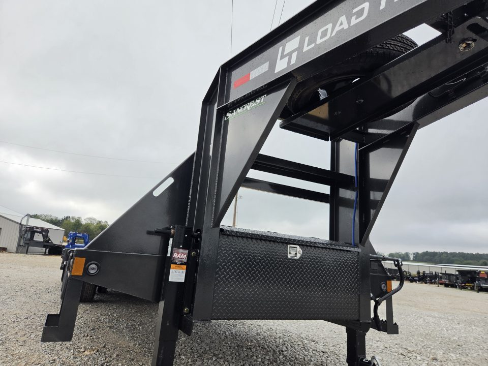New 2027 Load Trail 102X28 TANDEM DUAL LO-PRO GOOSENECK W/10K AXLES HDSS & MAX RAMPS