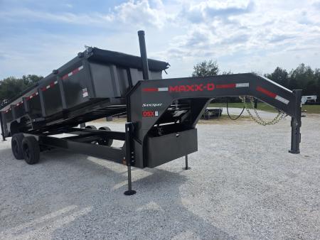 New 2027 MAXX-D 83 X 20 DSX TANDEM HD GN DUMP W/ 3' SIDES/ 7GA FLOOR/ 10GA SIDES/ HYDRO JACKS/ SLIDE IN RAMPS