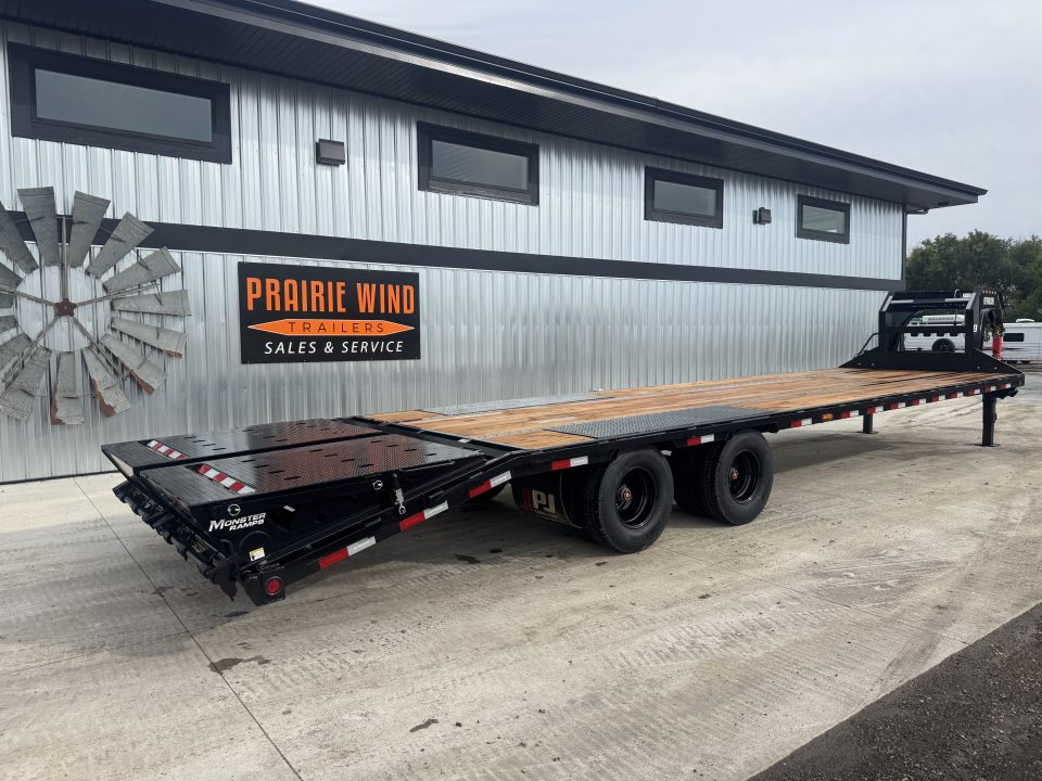 New 2027 PJ Trailers LD32GN Deckover Trailer