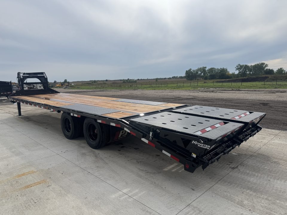 New 2027 PJ Trailers LD32GN Deckover Trailer