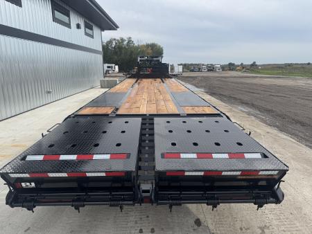 New 2027 PJ Trailers LD32GN Deckover Trailer