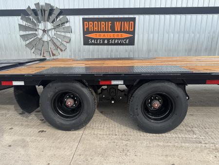 New 2027 PJ Trailers LD32GN Deckover Trailer