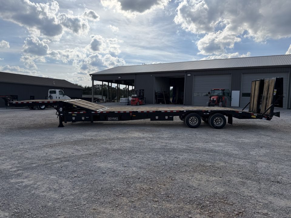 New 2027 Behnke 102"X45' 30 Ton Step Deck Trailer | PAVER RAMPS AIR RIDE
