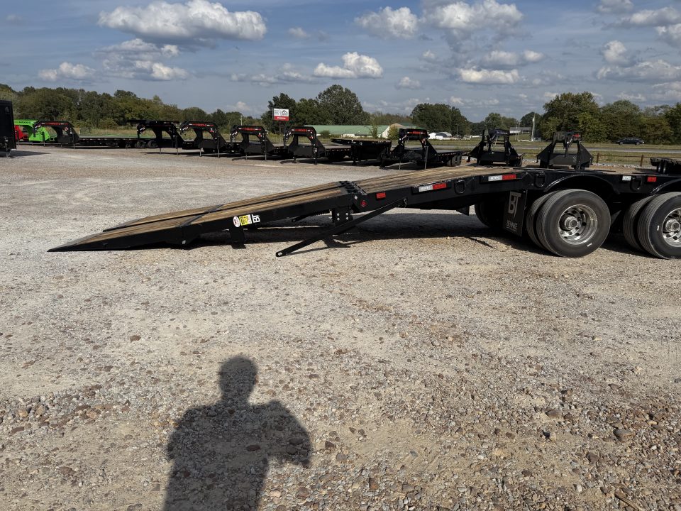 New 2027 Behnke 102"X45' 30 Ton Step Deck Trailer | PAVER RAMPS AIR RIDE