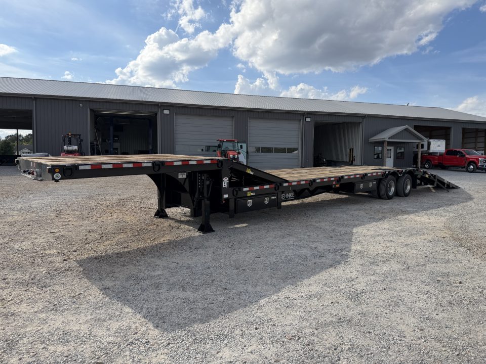 New 2027 Behnke 102"X45' 30 Ton Step Deck Trailer | PAVER RAMPS AIR RIDE