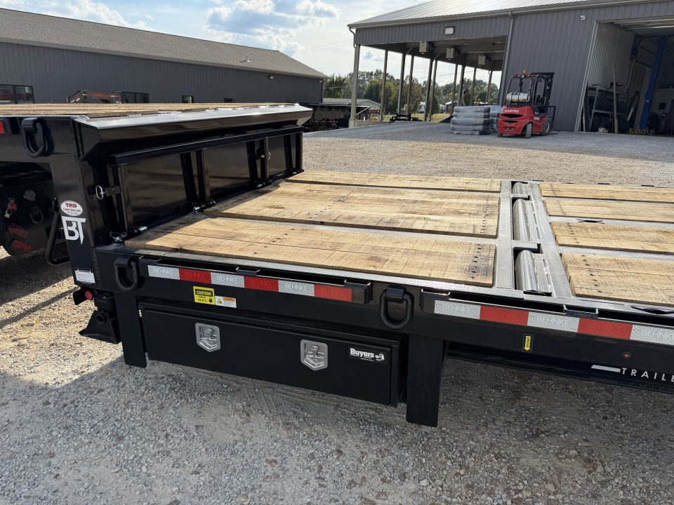 New 2027 Behnke 102"X45' 30 Ton Step Deck Trailer | PAVER RAMPS AIR RIDE