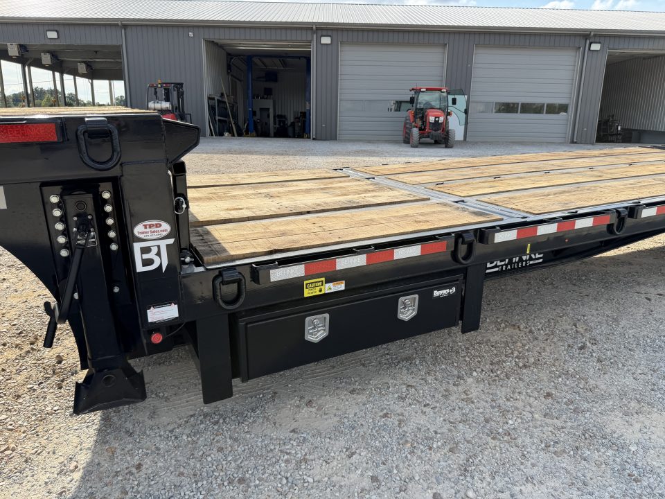 New 2027 Behnke 102"X45' 30 Ton Step Deck Trailer | PAVER RAMPS AIR RIDE