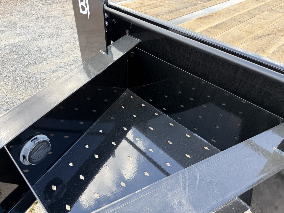 New 2027 Behnke 102"x29' 20 TON Pintle Hitch Tag Trailer *AIR RAMPS*