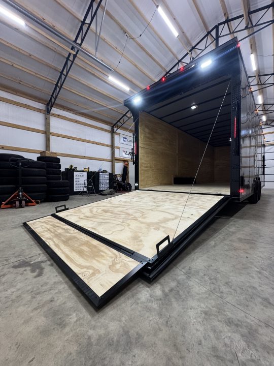 New 2027 PowerLine Cargo 8.5x24x7'6"TA3 Cargo / Enclosed Trailer