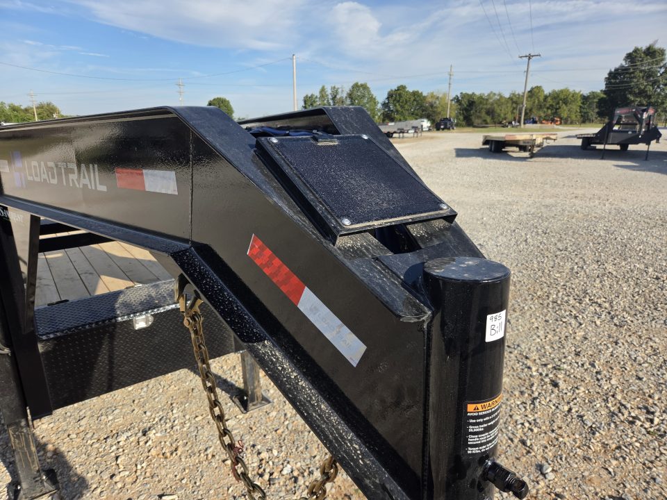 New 2027 Load Trail 102X32 TANDEM LO-PRO GOOSENECK W/12' CLETED HYDROTAIL 10K AXLES HDSS & HYDROJACKS