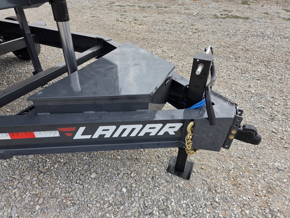 New 2027 Lamar 83X16 TRIPLE 21K TELESCOPIC DUMP W/24" SIDES & 17.5"/16PLY