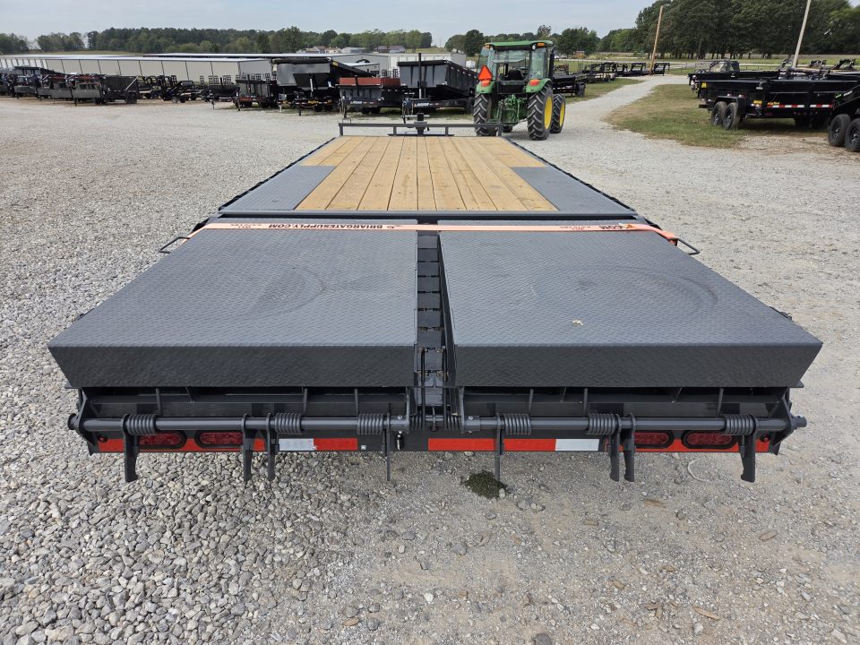 New 2027 Lamar 102X24 TANDEM 14K DECKOVER W/MAX RAMPS